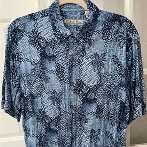 Classic pineapples and palms